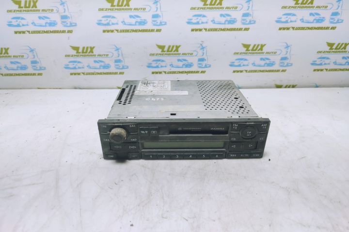 Casetofon 8631122602 Volkswagen VW Golf 4  [din 1997 pana  2006] seria
