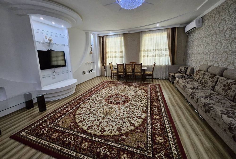 Yakkasaroy Shota Rustaveli koʻchasida kvartira ijaraga beriladi