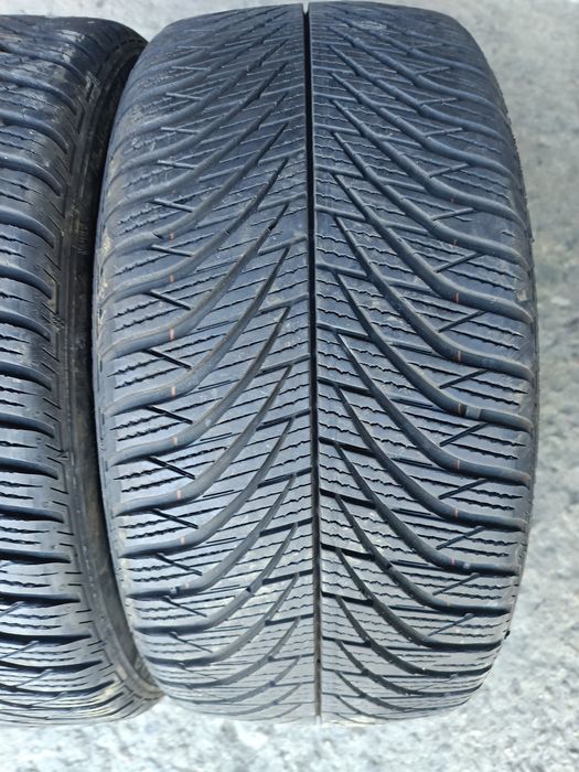 Всесезонни гуми -2023г.-17цола-215/40-1бр -85лв."FULDA"