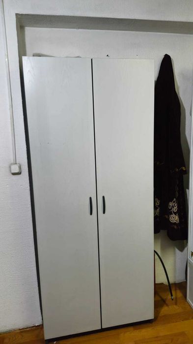 Продам шкаф для одежды б\у