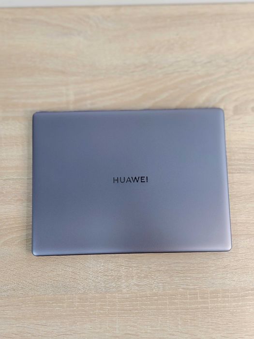 Huawei MateBook 13 / Core i5-10210U /8GB DDR3/ SSD 512GB/ 13” IPS 2K