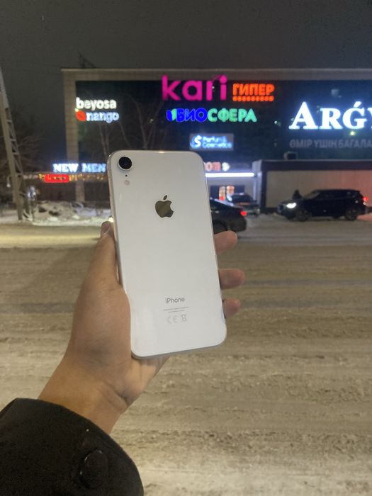 Продам Айфон Хр в идеале