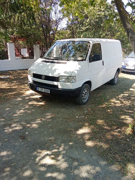 Vând vw Transporter T4