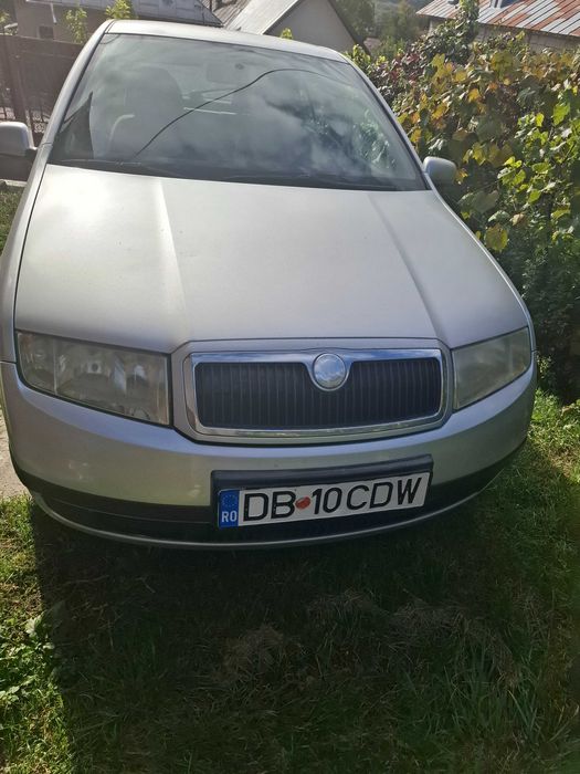 Vand Skoda fabia,an 2002,motor 1.4 benzina,proprietar