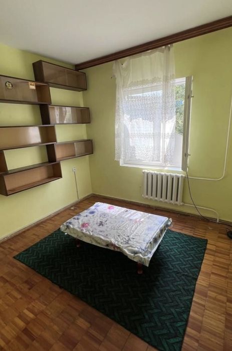 Продаётся на А.Югнаки 3ком