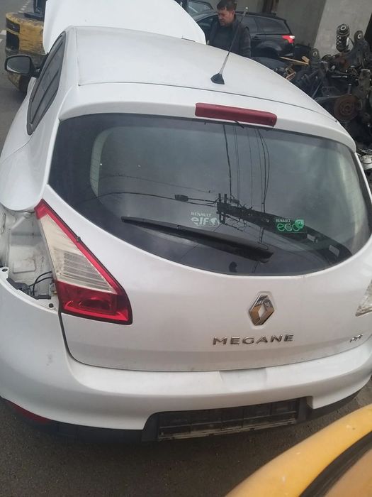 Dezmembrez Renault Megane 3 din 2011, K9K R8