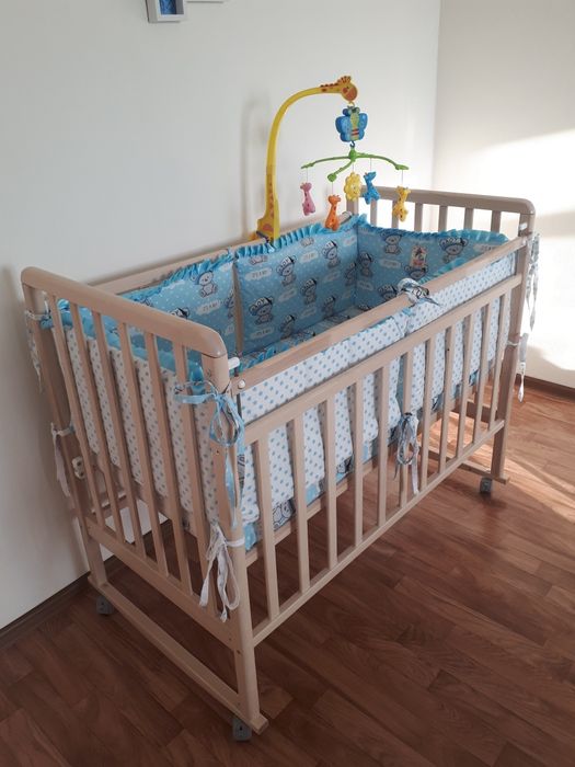 Продам детскую кроватку