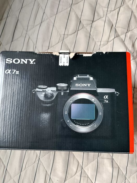 Sony A7 III (camouflage)+50mm 1.8
