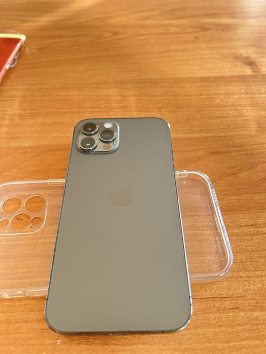 Iphone 12pro karobkasi bor