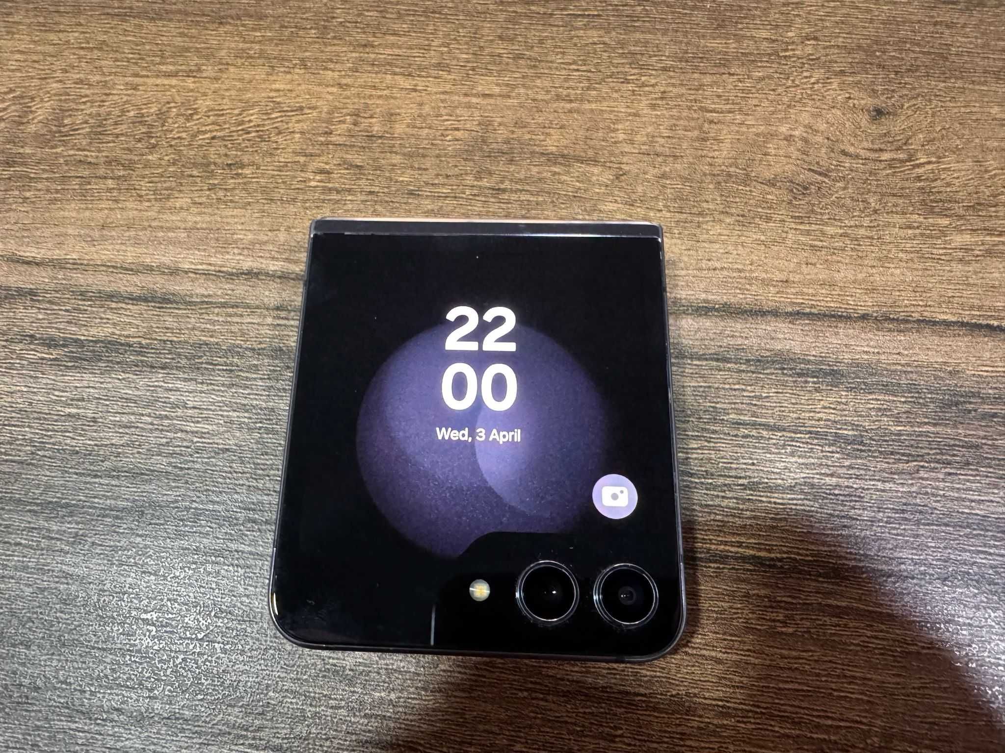Display Original Samsung Z Flip 5