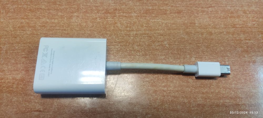 Adaptor Apple Mini DisplayPort to VGA Adapter