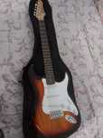 Vând set chitară electrică stratocaster Pure