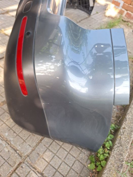 Задна броня за VW Touareg 5.0tdi V10 7L перфектна  към боя и здравина