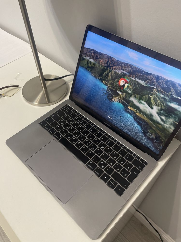 Macbook 2017 pro в отличном состояний