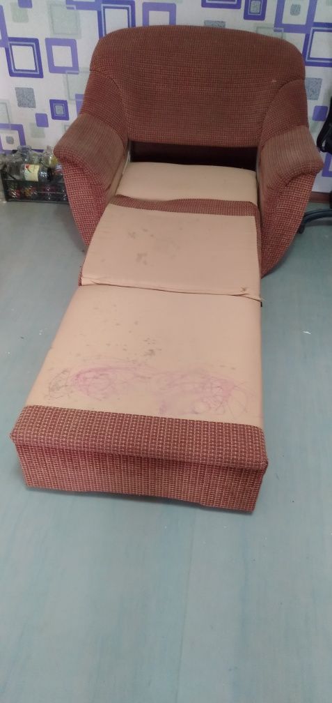 Продам кресло- кровать и диван раскладной 

Р