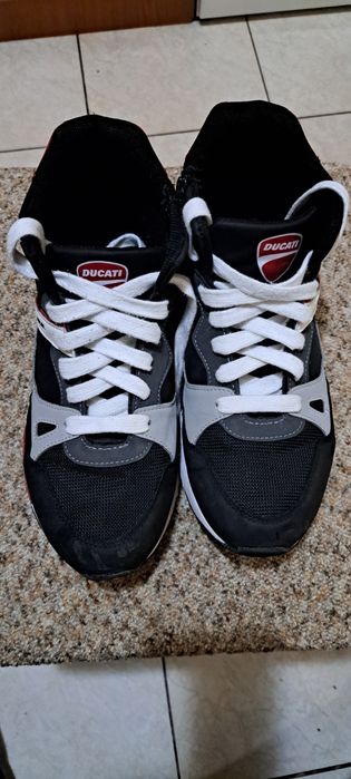 Adidași/ghete Ducati