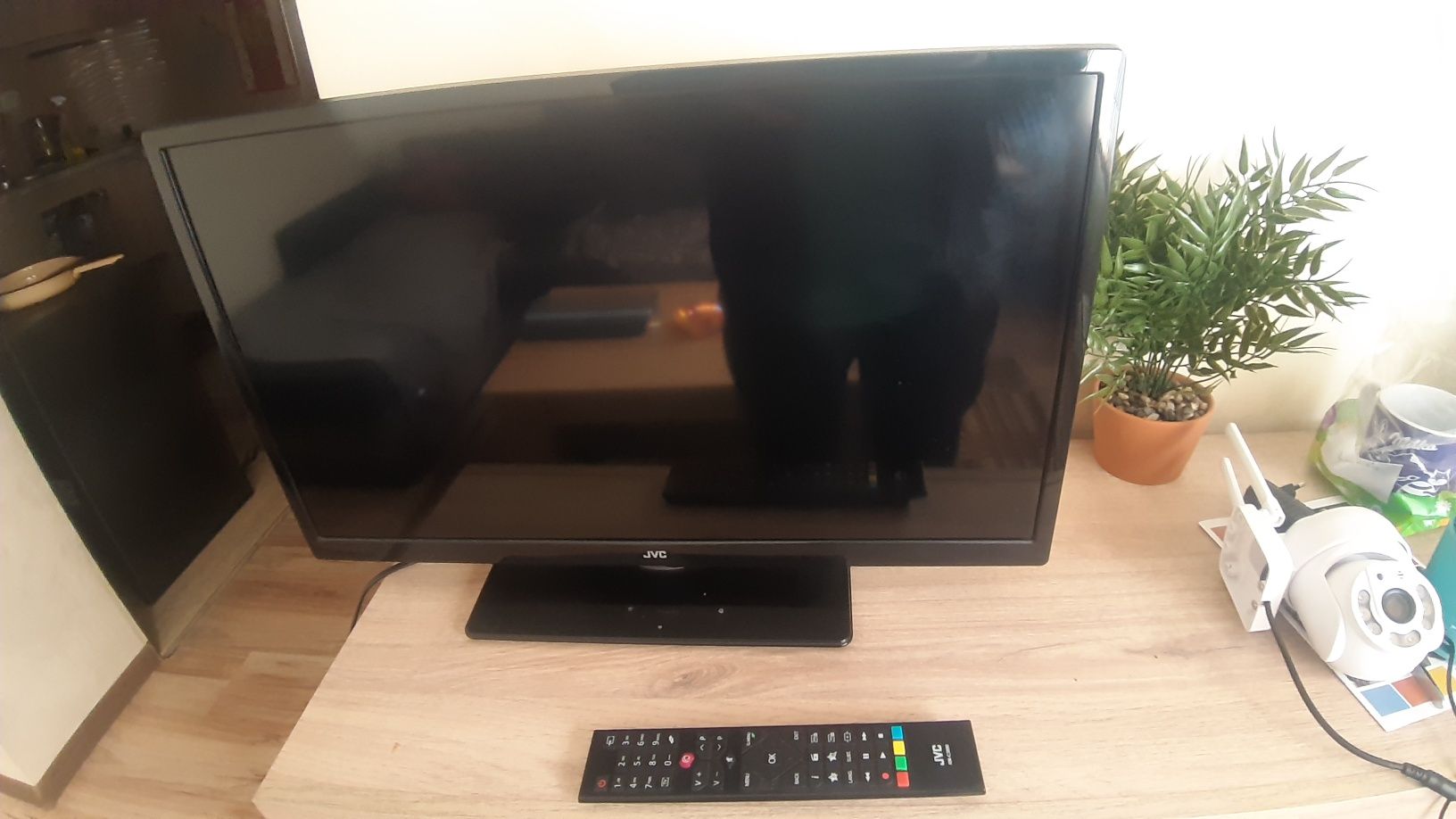 Телевизор JVC RM-C3090