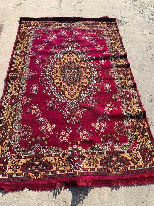 Ковер в хорошем состоянии