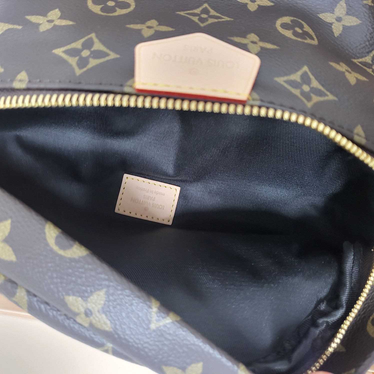 Louis Vuitton bumbag чанта за кръст