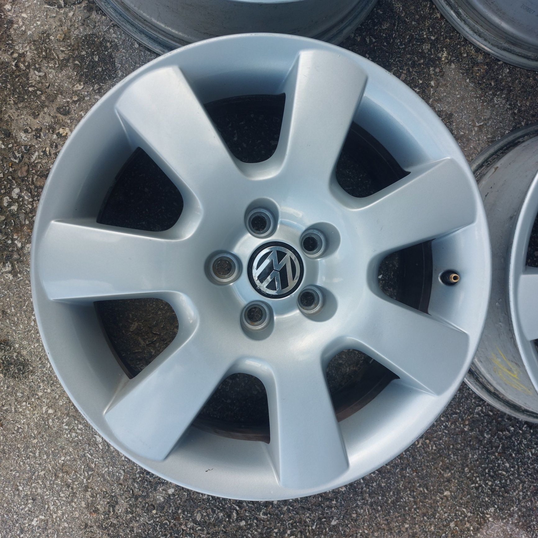 Лети (алуминиеви)джанти  16" 5х100  WV Polo ,Fabia,Golf4 Audi A3