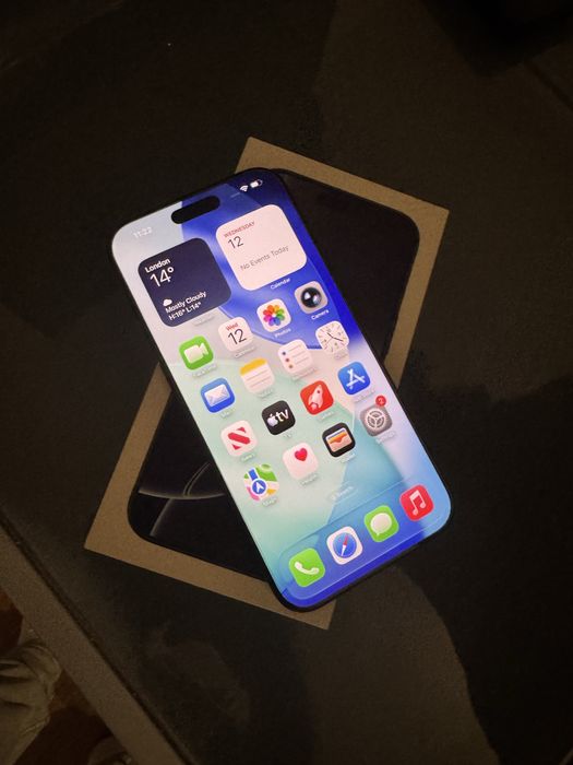 Ipone 16 pro max 256 gb