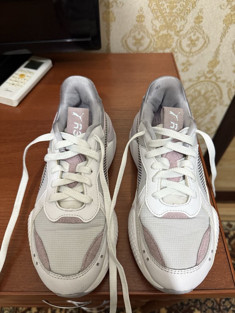 Кроссовки PUMA размер 36 37