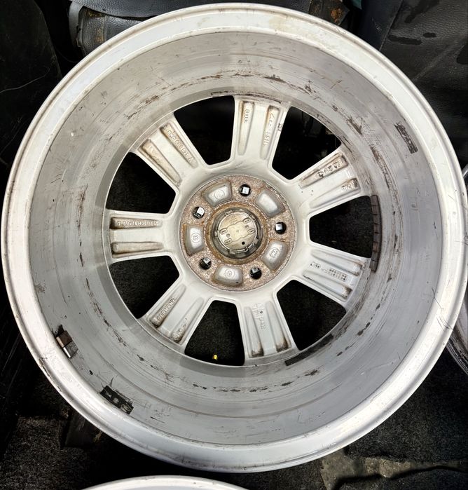 Оригинални алуминиеви джанти за Audi 5x112 16