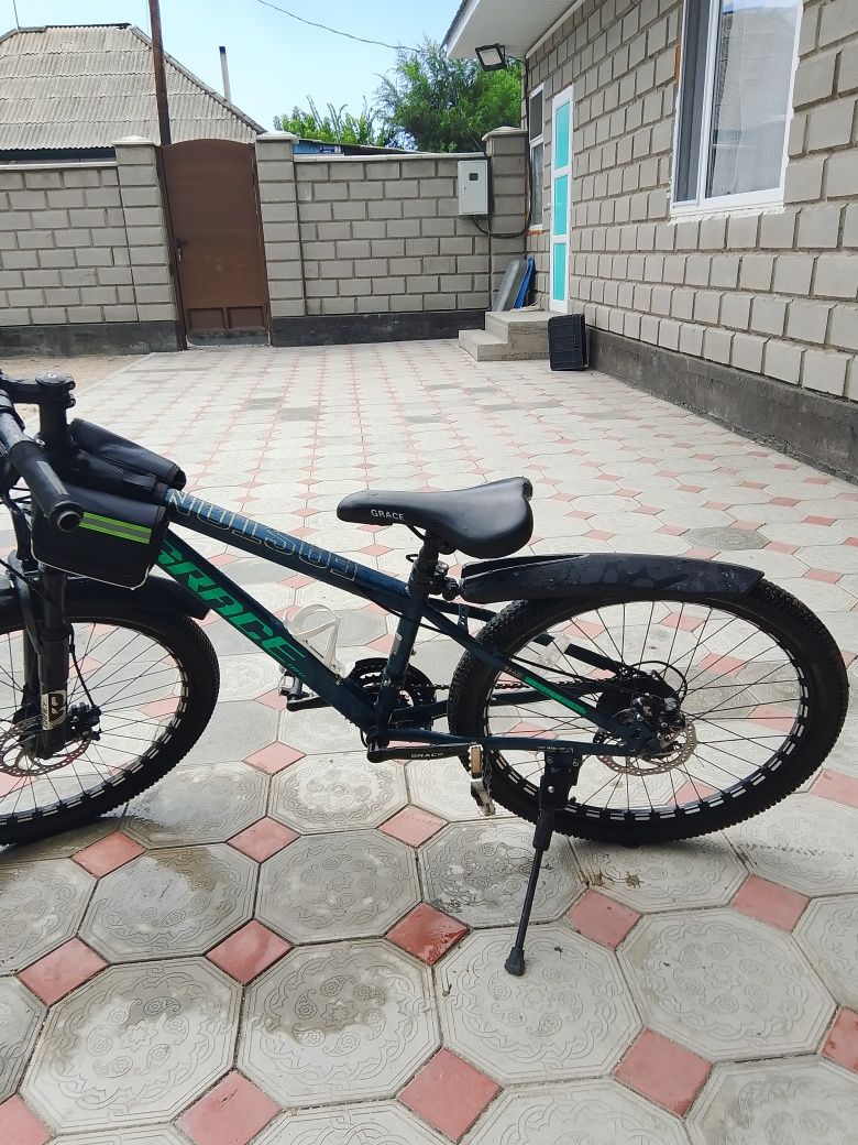 Велосипед хороший не разбитый