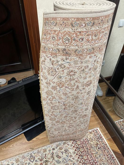 Продам ковер (дорожка)