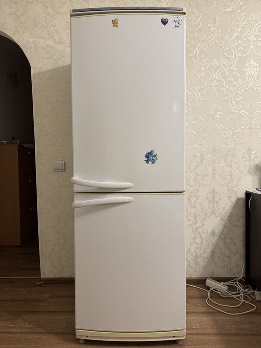 Холодильник Atlant.
