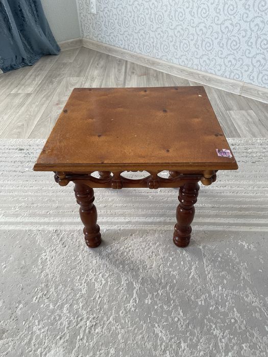 Продам детский столик