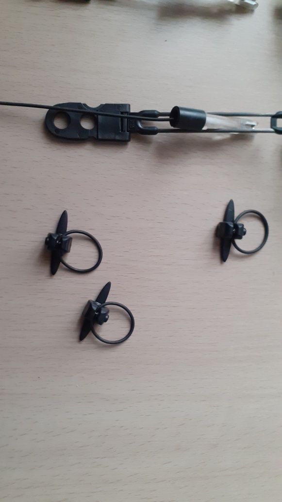 Set delkim: 3 avertizori, 3 hangere, 3smart clips