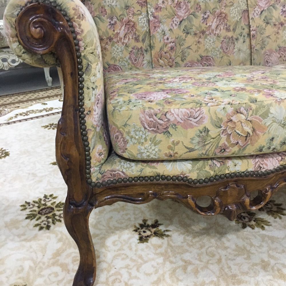Canapea baroc vintage
