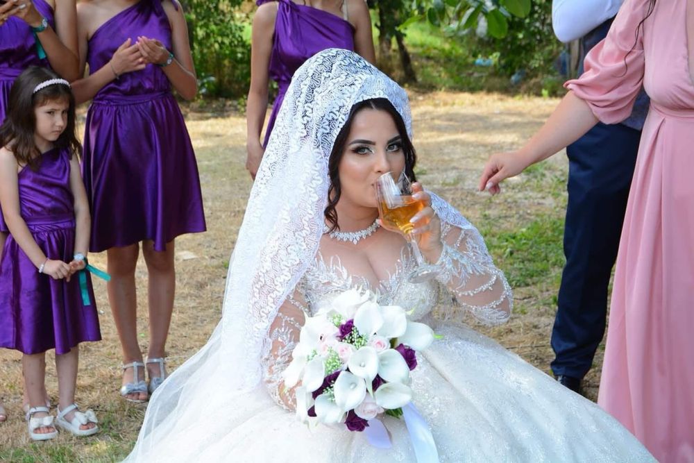 Vand rochie de mireasa