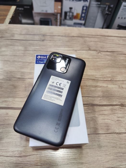 Redmi 10a zaratka kamlekt  holati idiyalniy  ishlashida aybi yoq