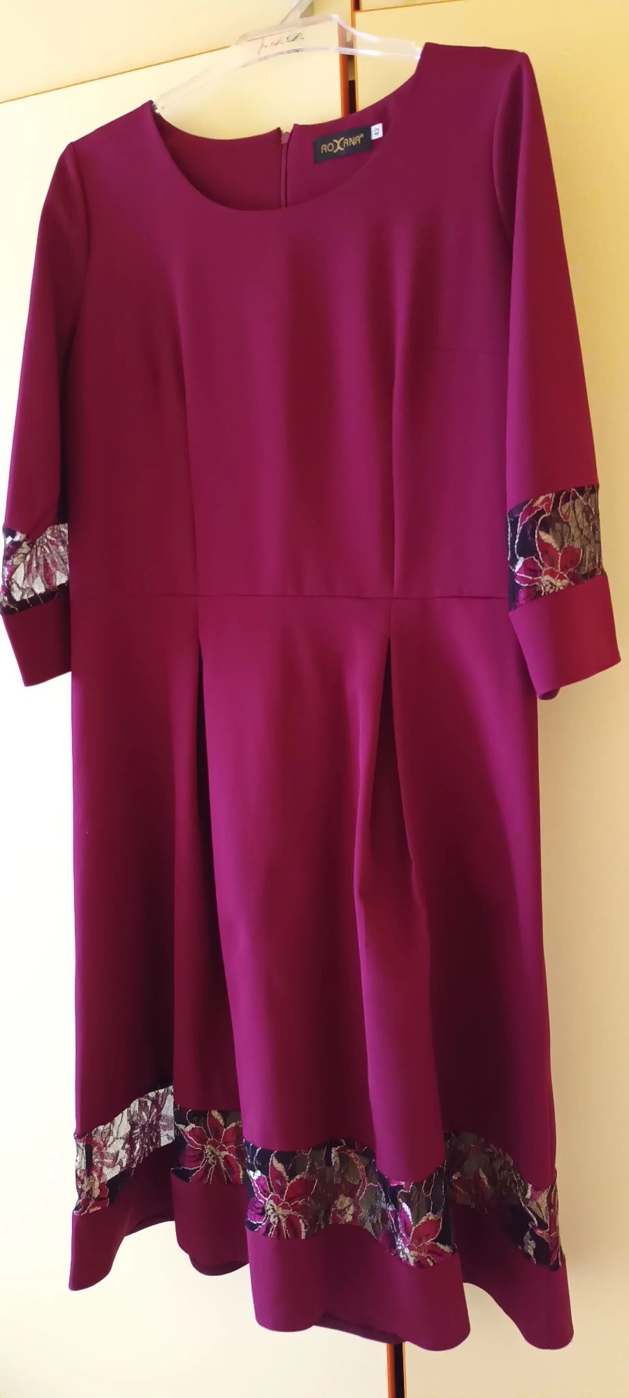 Rochie eleganta,midi