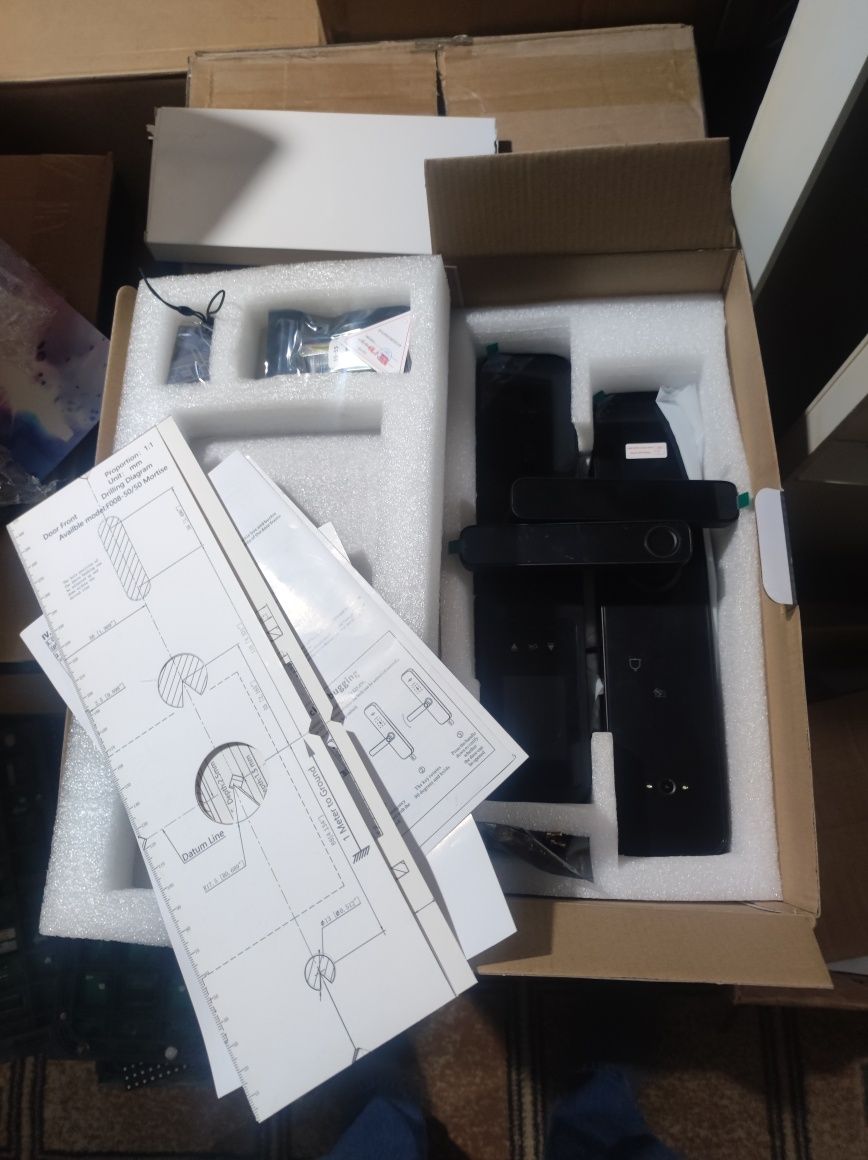 Умни Замок , smart lock Aqilli eshik qulfi