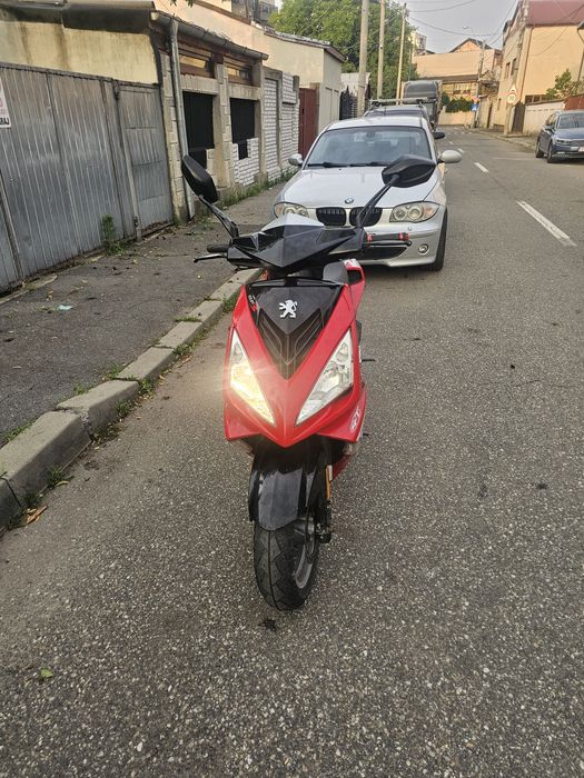 Vand peugeot speedfight 3 2011 50cc