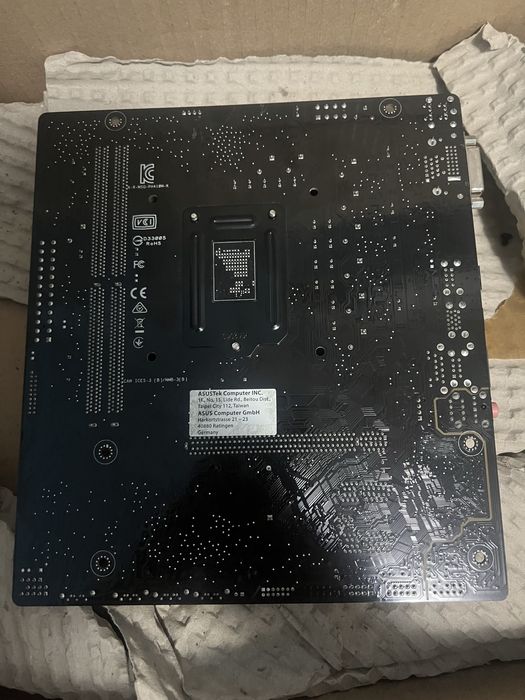 Placa de baza ASUS PRIME H410M-K + Procesor intel core i3-10100F