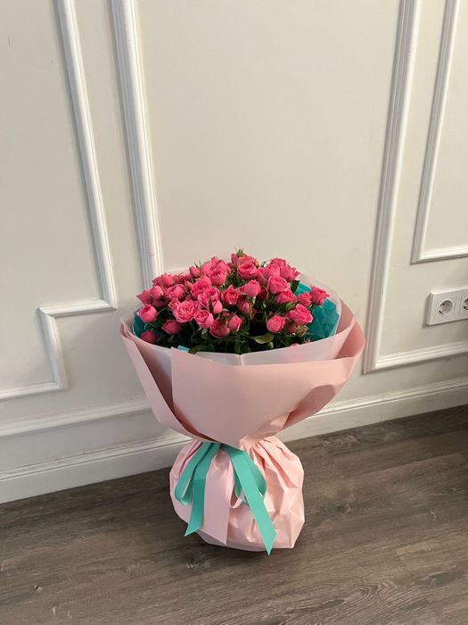 Свжие спрей розы