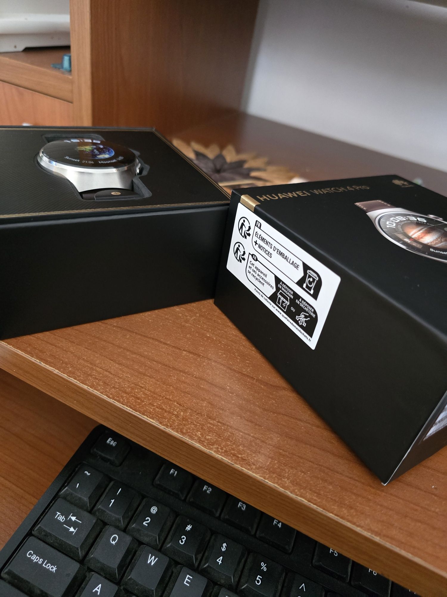 Huawei whatch 4 pro cu Esim