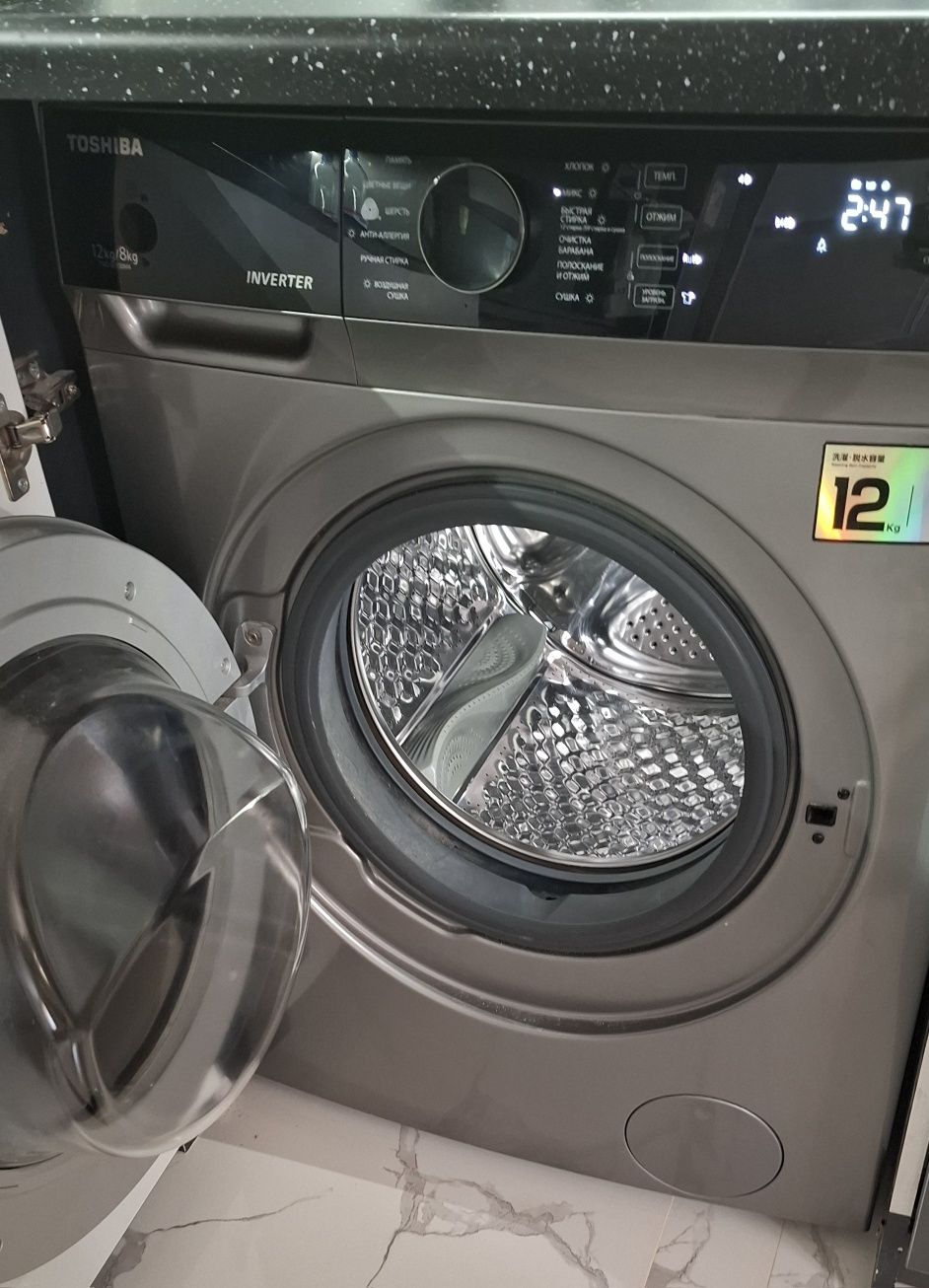 Стиральная машина в месте сушкой  Toshiba 12/8