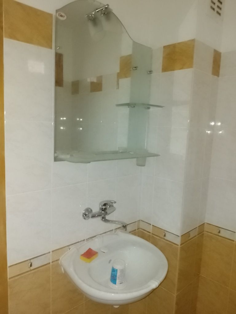 Продава се Етаж от къща в Асеновград - 100 кв.м за 3 €/кв.м - Снимка #2