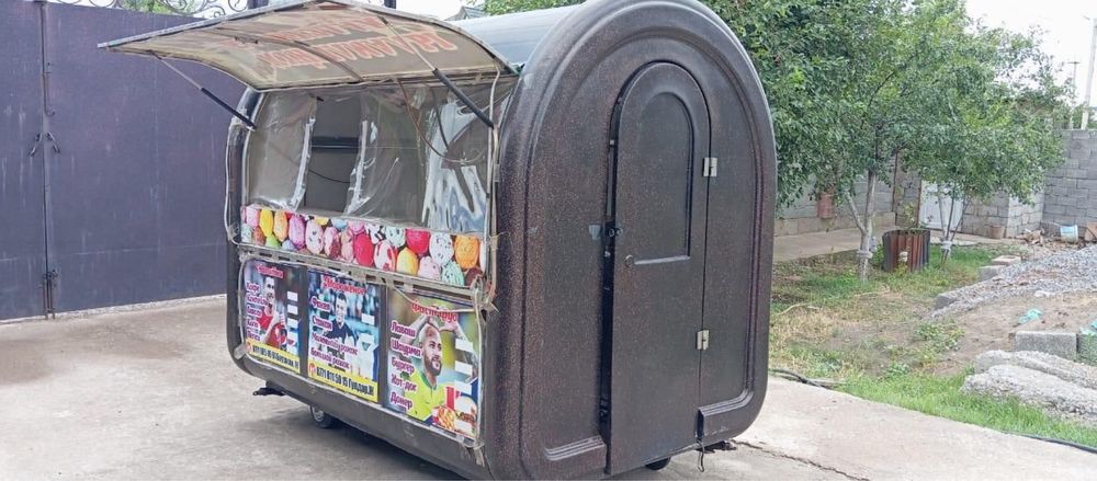 Фудтрак в Женис парке