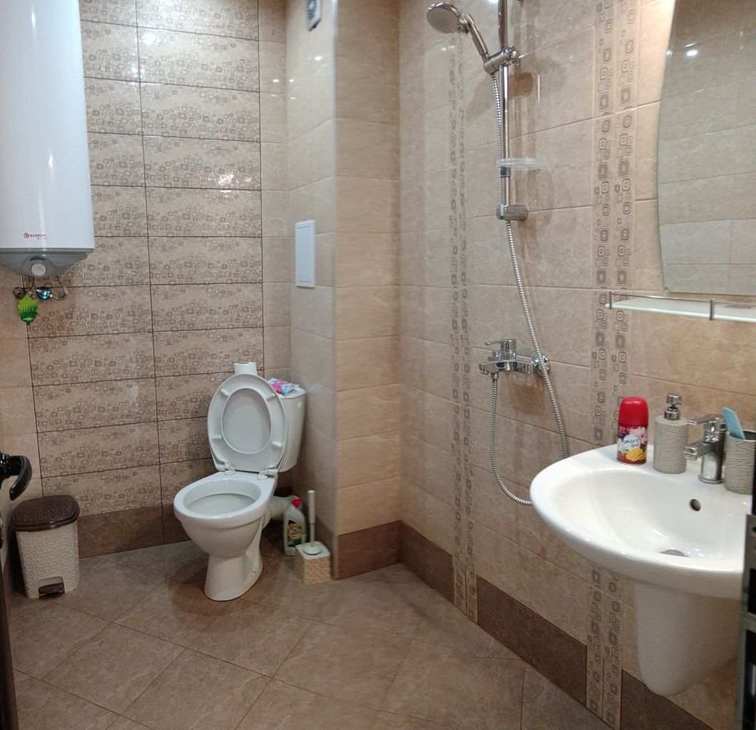 Дава се под наем Двустаен апартамент в Царево - 60 кв.м за 3060 € - Снимка #9