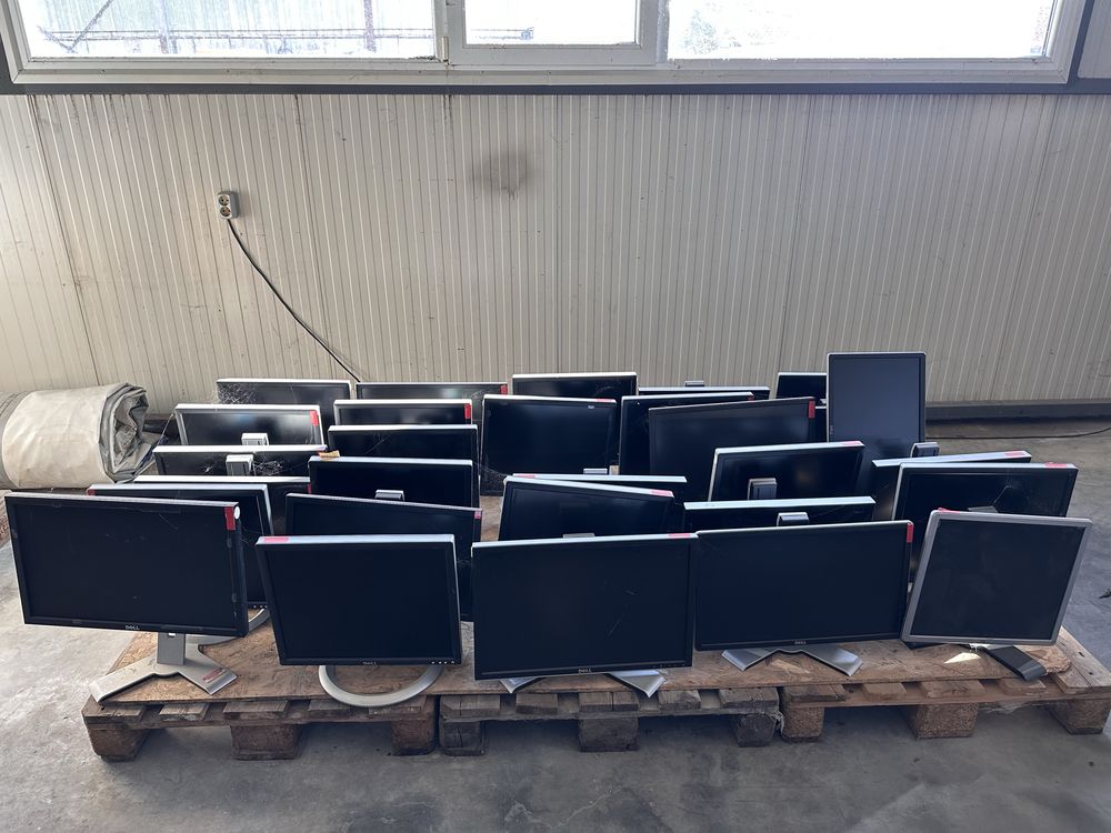 Монитори Hp DELL Lenovo