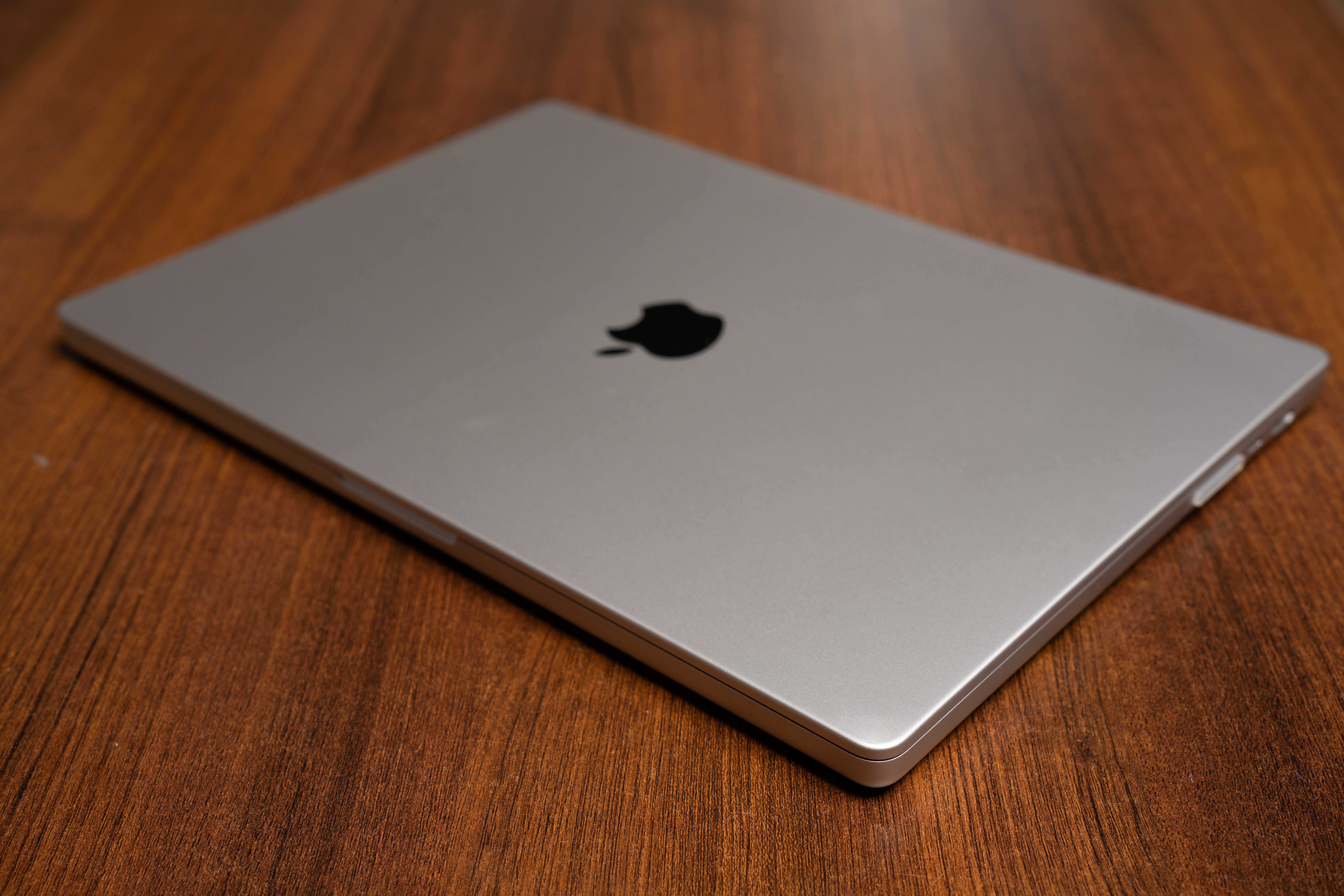 Macbook pro m1 max