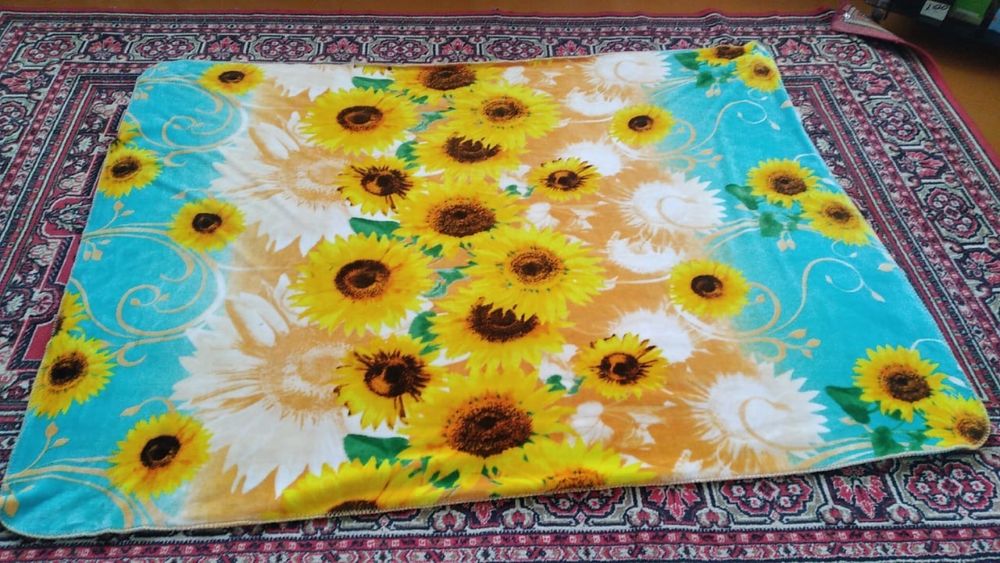 Продам очень мягкий,теплый,большой плед 1,45*1,85