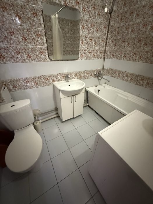 Продам раковину Ванну и Унитаз