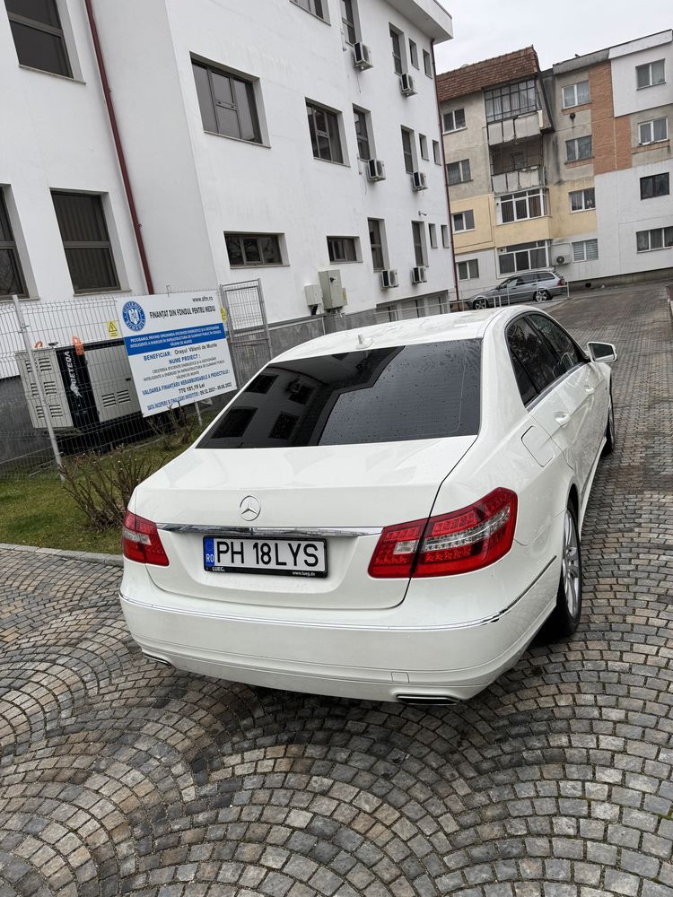 Mercedes Benz E 220D